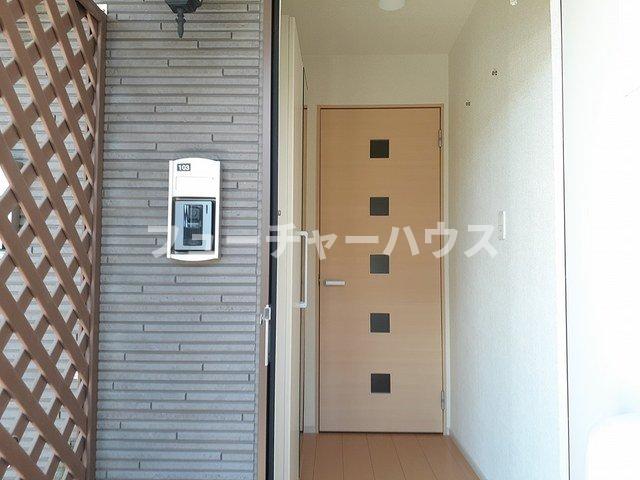 玄関　明るい玄関です