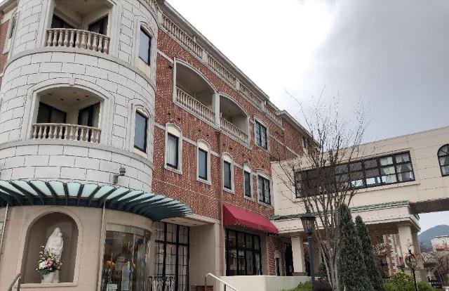 その他　医療法人聖粒会慈恵病院（その他）まで1484m