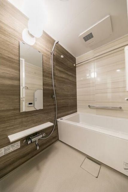 バス・シャワールーム