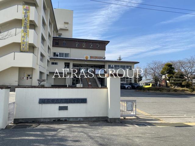 中学校　越谷市立大相模中学校（中学校）まで962m