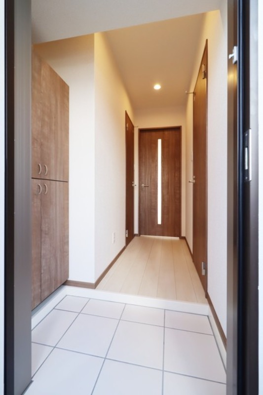 玄関　図面と現状に相違がある場合には現状を優先