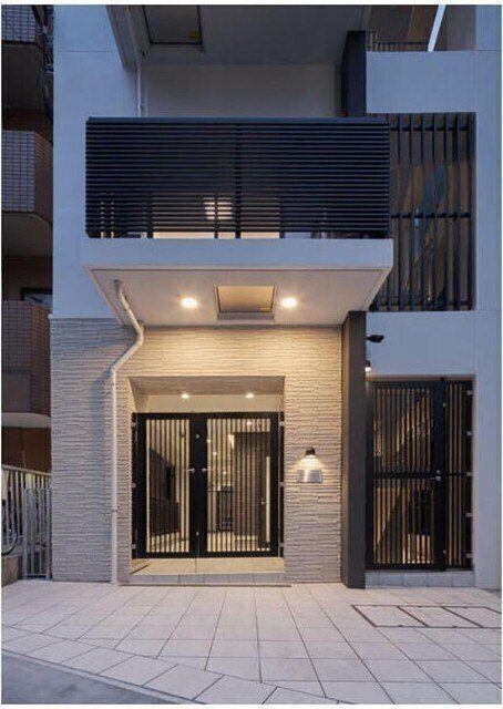 エントランス　エレベーター付き