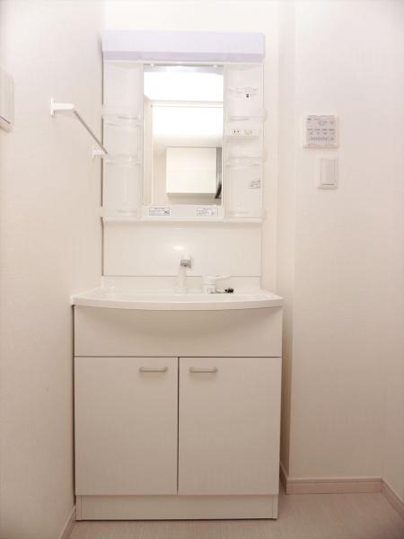 洗面設備　洗面所