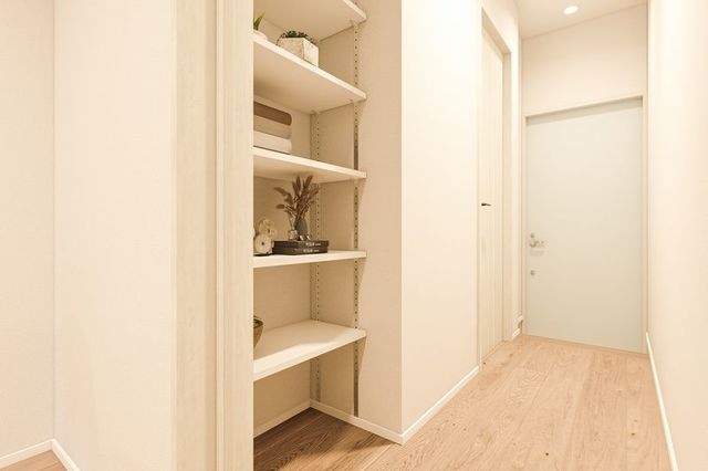 収納　同仕様・反転タイプ