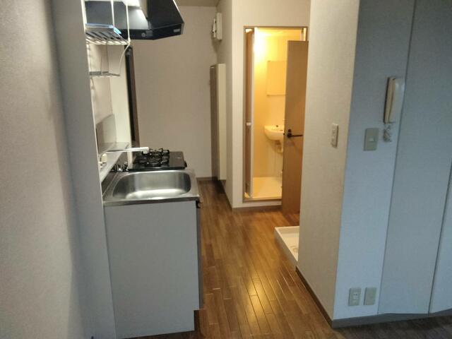 エントランス　同建物参考写真