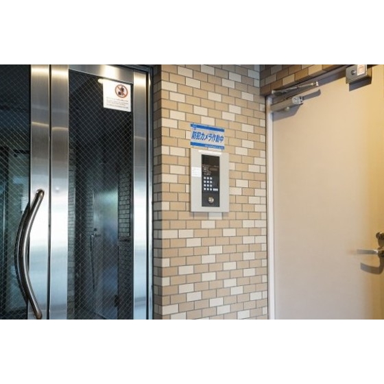 エントランス　オートロック