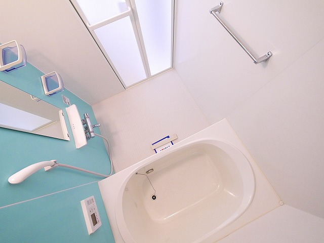 バス・シャワールーム　きれいなお風呂です