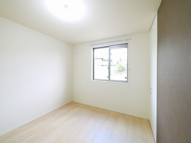 その他部屋・スペース　使い勝手のいい寝室です