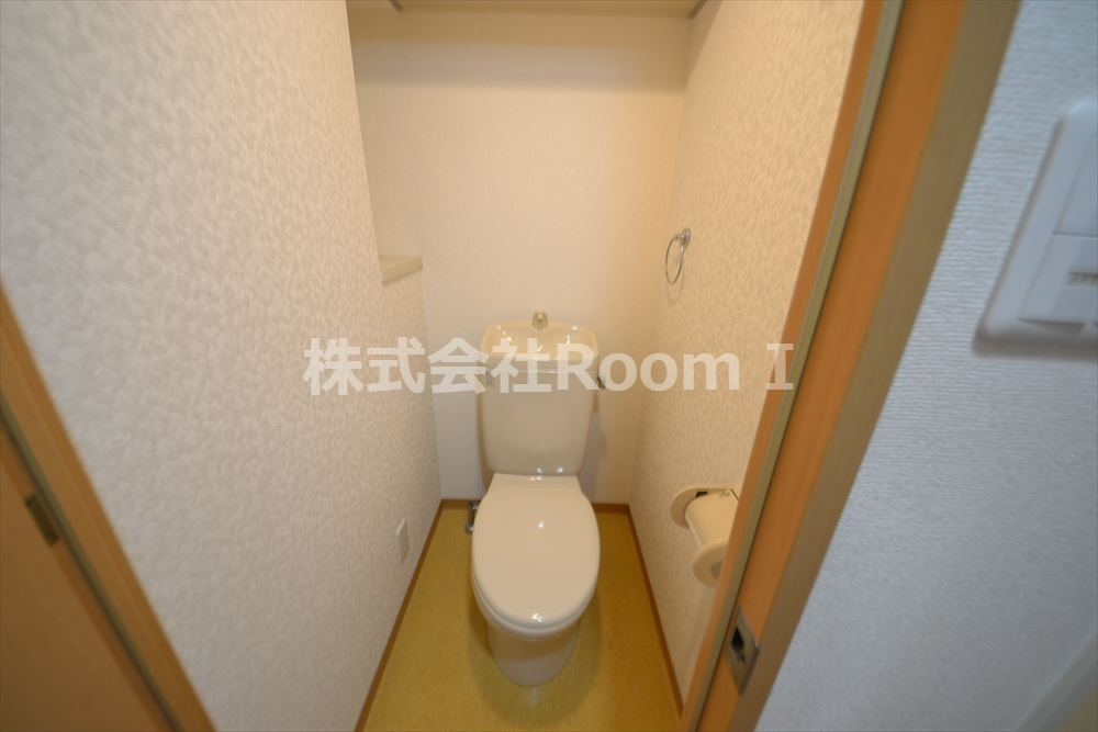 トイレ　落ち着いたトイレです