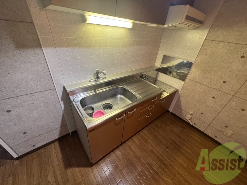 キッチン　キッチンはスペースも広々していて使いやすそうですよ！