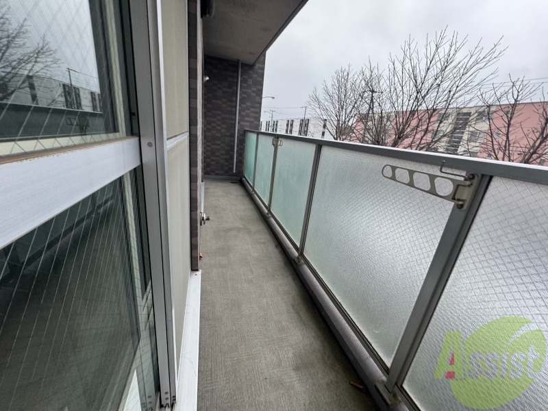 バルコニー　バルコニーが付いていますので一息ついてみてはいかがですか。