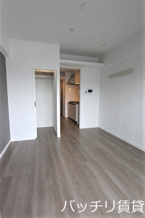 居室・リビング　＊画像は別部屋の為イメージ、現状を優先致します