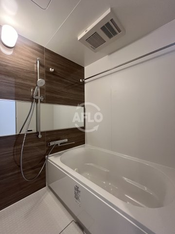 バス・シャワールーム　スプランディッド難波WESTIII　風呂