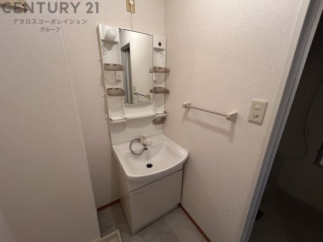 洗面設備　洗髪洗面化粧台付き♪