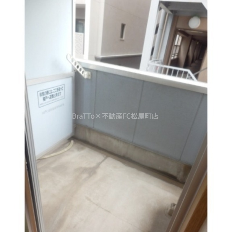 バルコニー　バルコニー