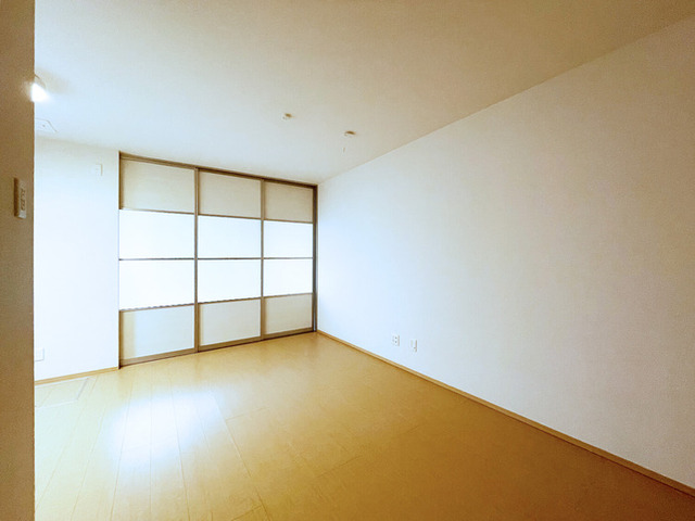 居室・リビング　Ｂ１０３号室　ＬＤＫ