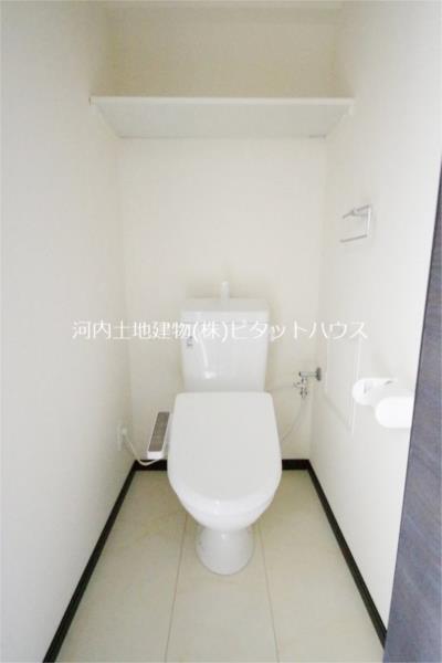 トイレ　温水洗浄便座