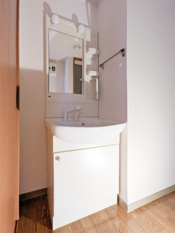 洗面設備　図面と現状に相違がある場合には現状を優先