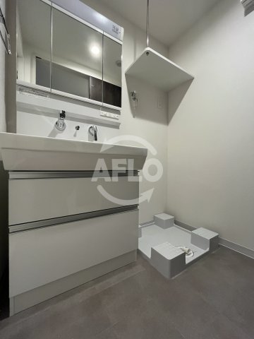 洗面設備　セイワパレス新大阪　洗面台