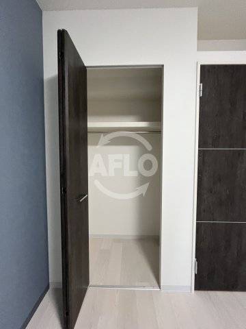 収納　セイワパレス新大阪　クローゼット