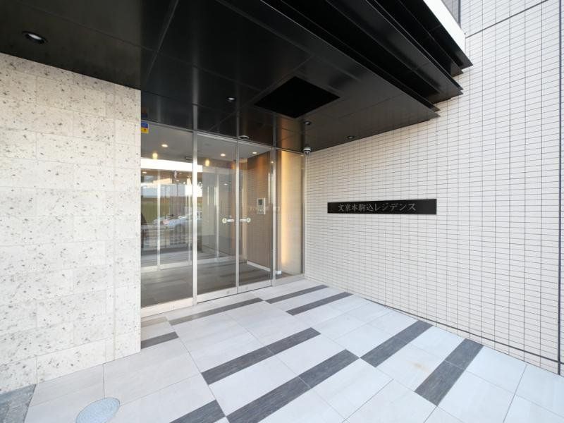 エントランス　エントランス