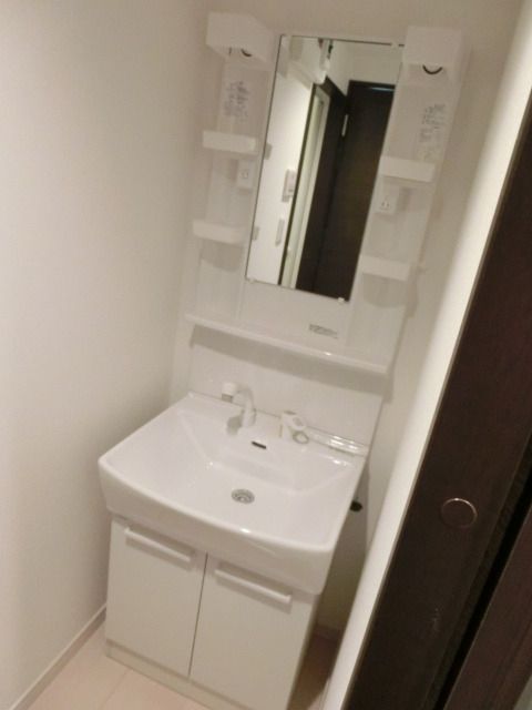 洗面設備　詳細はタウンハウジングまで！043-312-6124