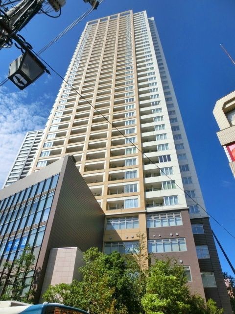 建物外観　本八幡駅前タワーマンション