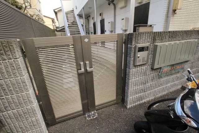 エントランス　★お部屋探しは、タウンハウジング多摩センター店へ★