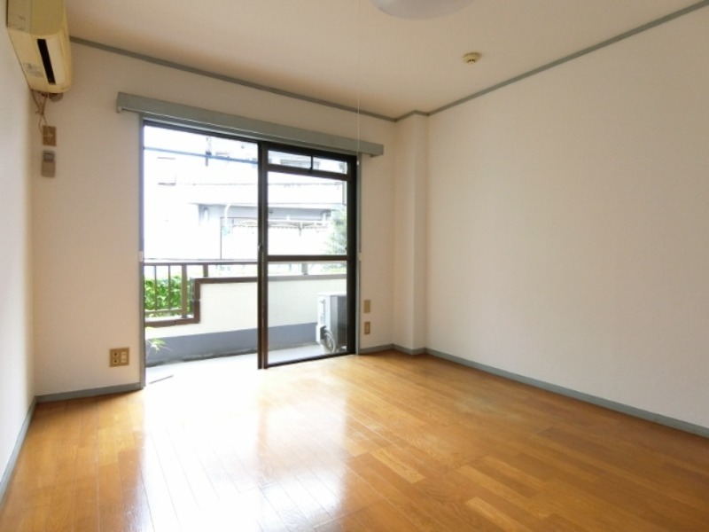 居室・リビング　図面と現状に相違がある場合には現状を優先