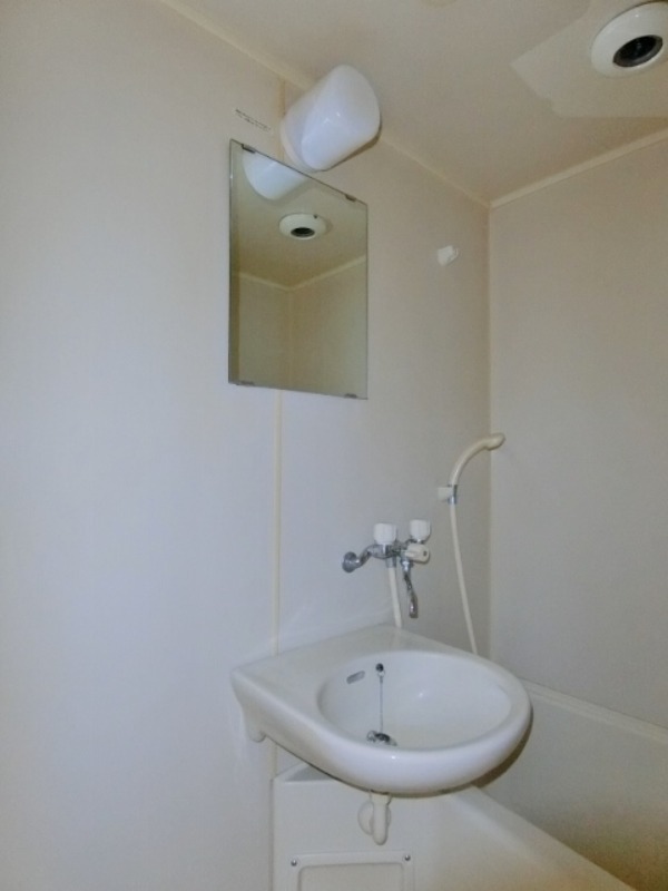 洗面設備　図面と現状に相違がある場合には現状を優先