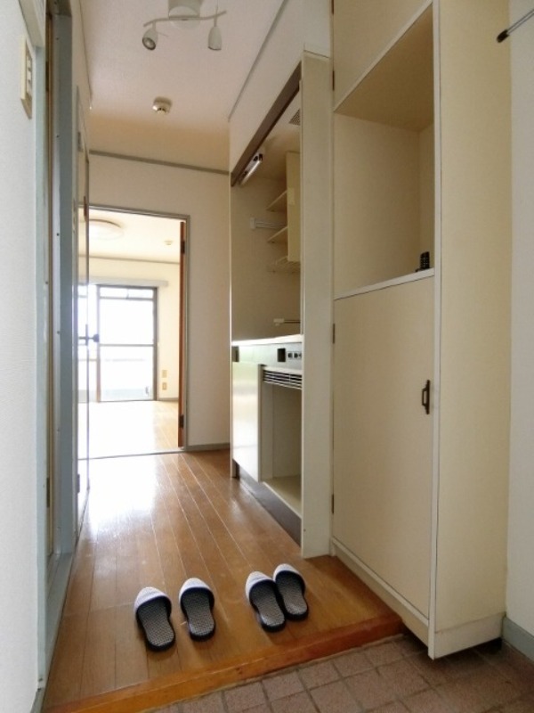 玄関　図面と現状に相違がある場合には現状を優先