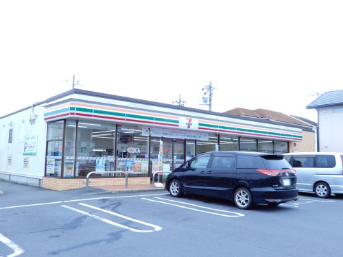 コンビニ　セブンイレブン　水戸東赤塚店（コンビニ）まで717m