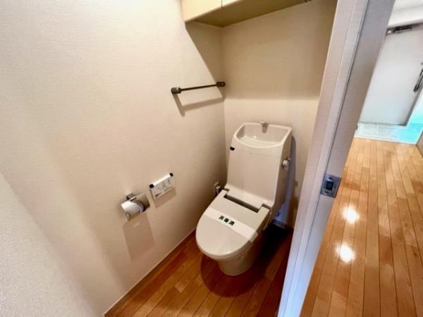トイレ　シンプルで使いやすいトイレです
