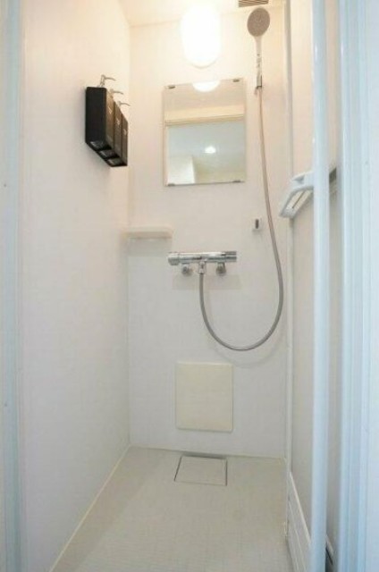バス・シャワールーム　シャワールーム