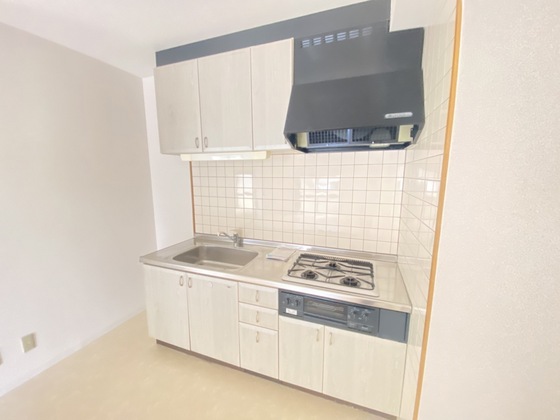 キッチン　※別部屋の写真です