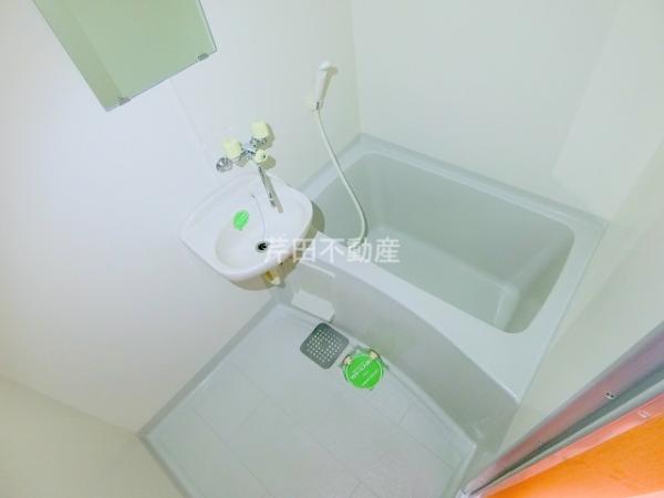 バス・シャワールーム　★弊社は更新料１万円のみ★保証会社の更新料もありません★