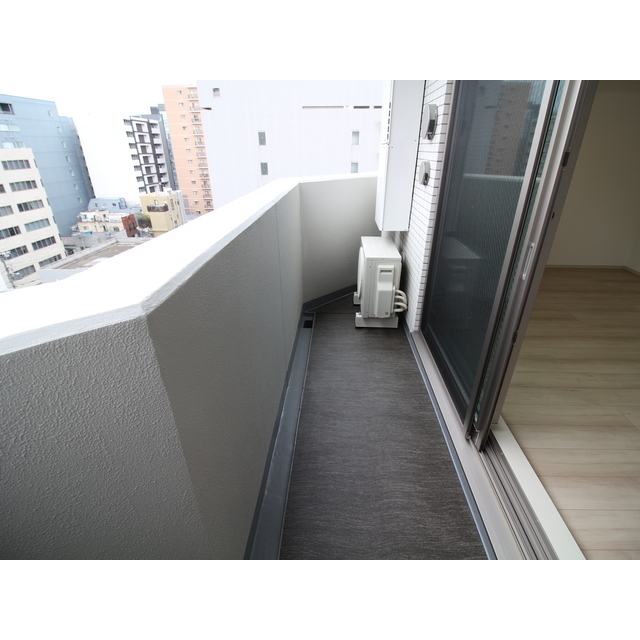 バルコニー　１００１バルコニー