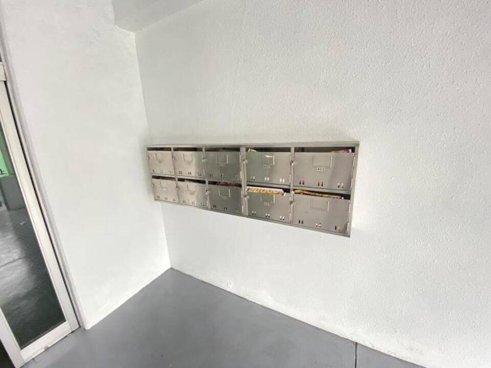 エントランス　メールBOX