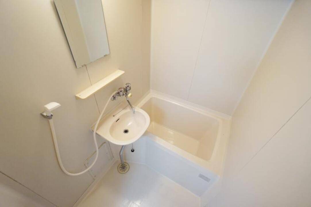 バス・シャワールーム　浴室