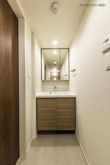 洗面設備　※写真は同タイプ住戸です。