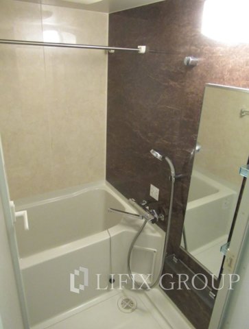 バス・シャワールーム　風呂