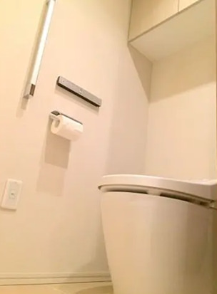 トイレ　※別部屋の参考写真です。