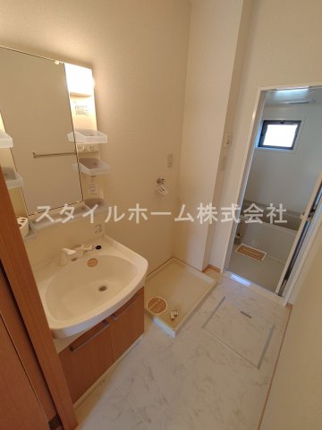 洗面設備　別部屋写真です。