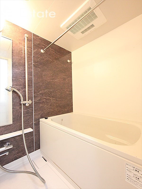 バス・シャワールーム　バスルーム