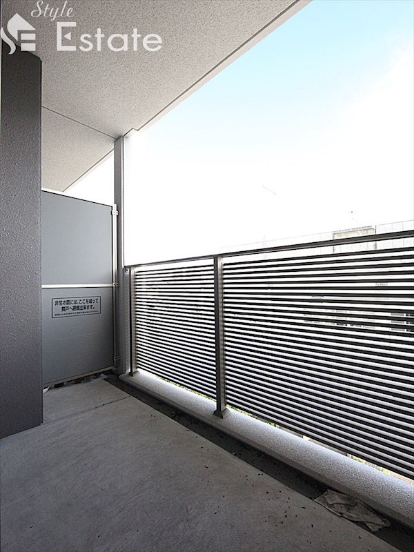 バルコニー　バルコニー