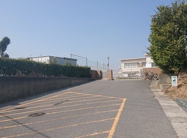中学校　武豊町立武豊中学校（中学校）まで1898m