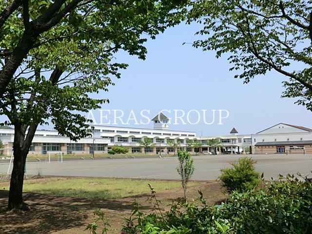 小学校　稲城市立向陽台小学校（小学校）まで652m