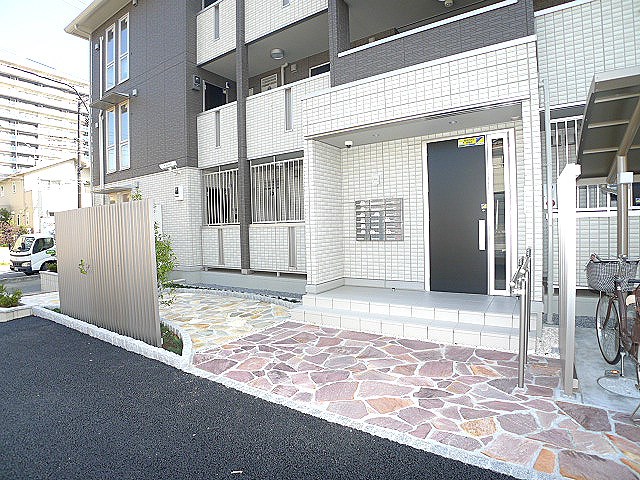 エントランス　オートロックエントランス