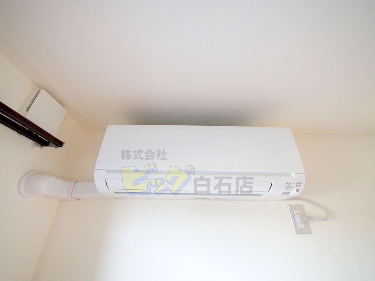 その他設備　夏も快適エアコン付きです♪