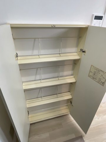 収納　★シューズBOX★